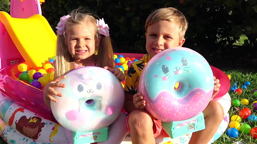 ماجراهای دیانا و روما - بازی با اتوبوس اسباب بازی جدید